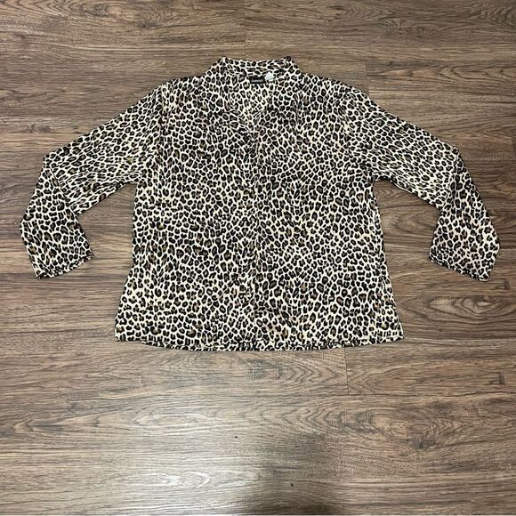 Frederick’s Of Hollywood Long Sleeve Leopard Print Button Down Pajama Top Tan S - Picture 2 of 9